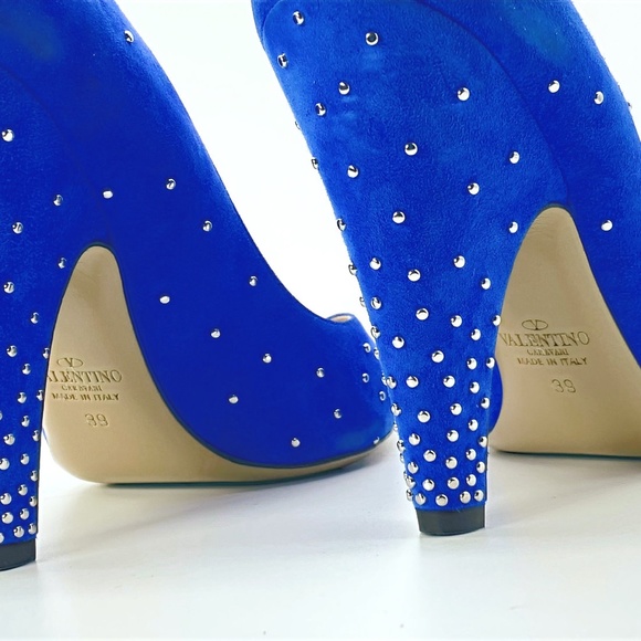 Valentino Suede Studded Pump - Picture 12 of 13